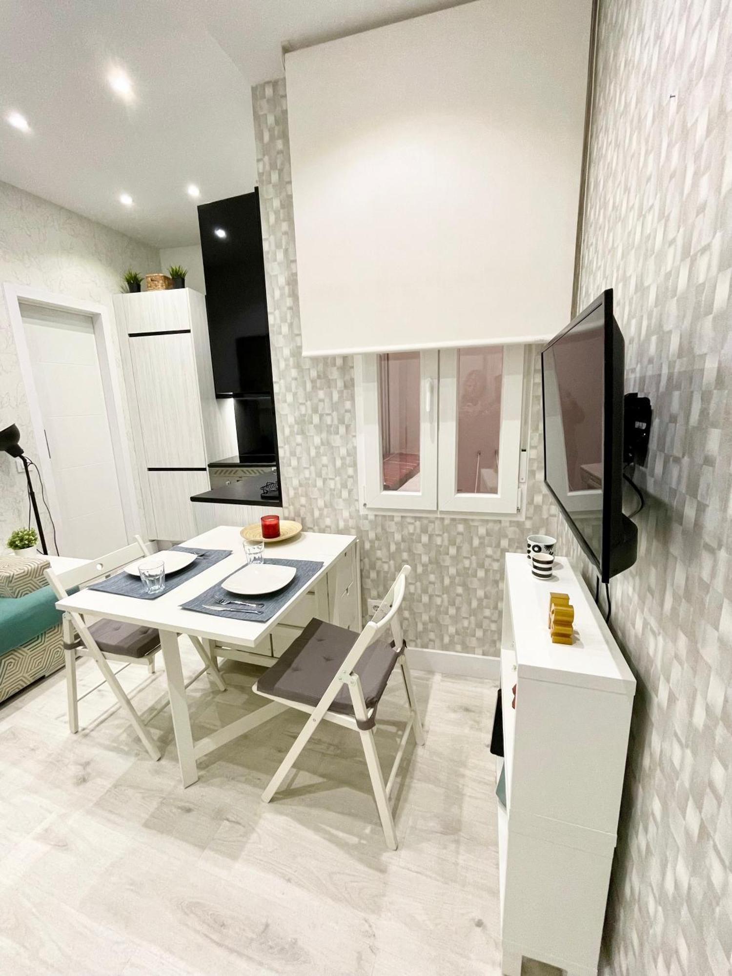 Adorable Apartamento En Chamberi Apartment Madrid Ngoại thất bức ảnh